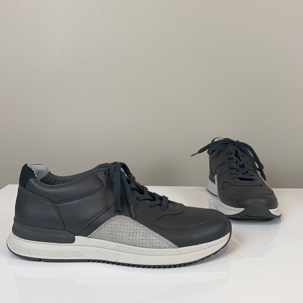 Everlane “The Trainer” Sneakers (Raven) Size 12